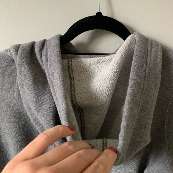 RVCA Hoodie - Picture 8 of 9